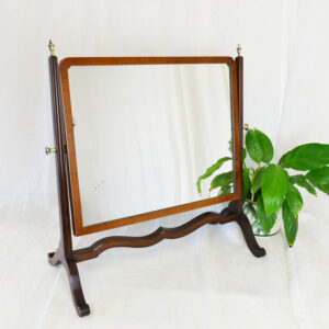 table mirror